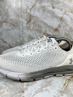 Under Armour Women’s Hover Sonic 4 Size 10 White Grey Athletic Shoes